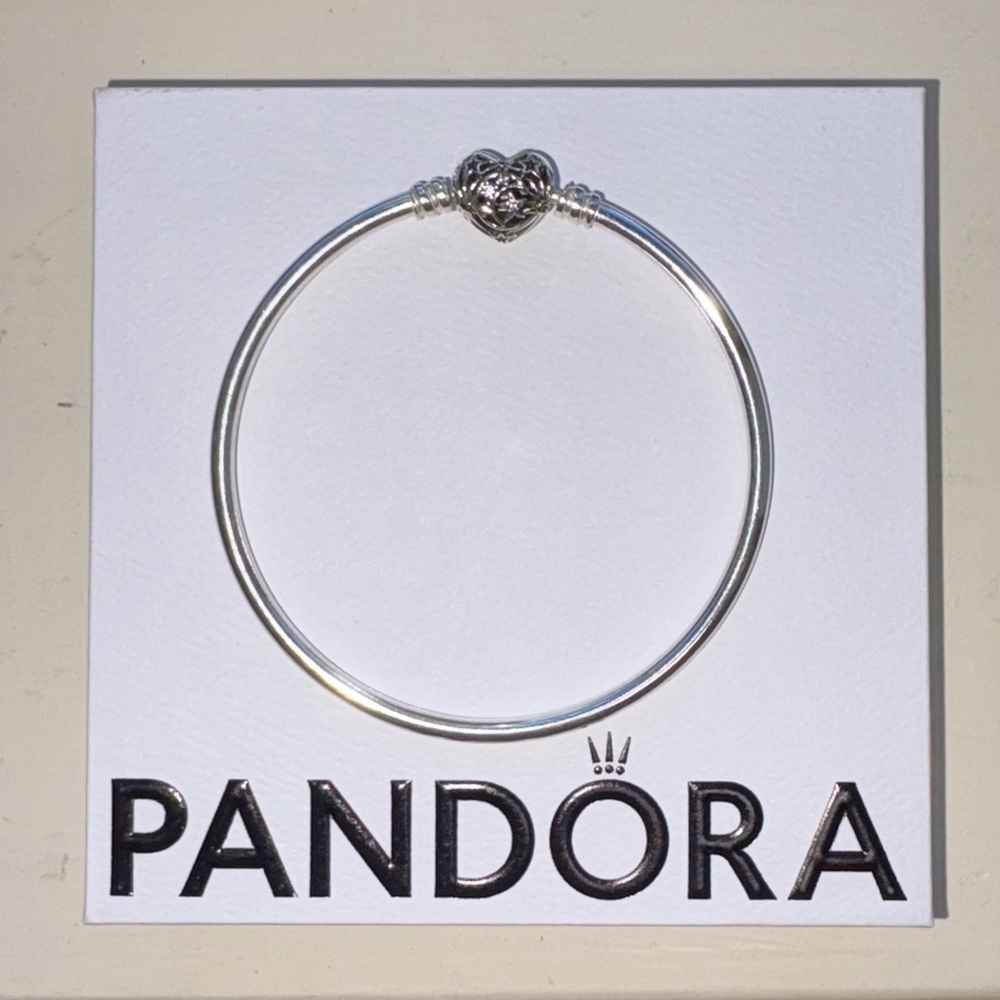 Pandora Celestial Heart Clasp Bangle